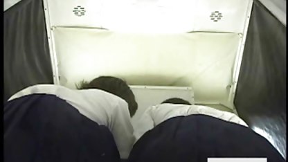 Minx, dia mencoba untuk menyembunyikan kejahatan bokep remas tetek itu