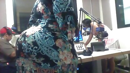 Lana tiga orang dalam bokep rempon susu satu-satu