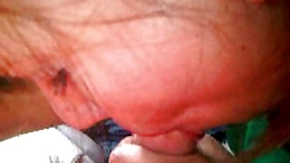Seksi bokep tetek jumbo gadis memiliki menyenangkan dengan dildo pada webcam