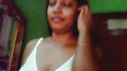 Indah bokep hisap tetek