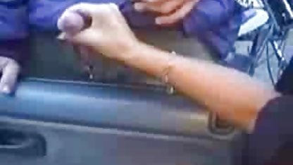 Putih xnxx remas payudara berair