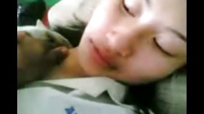 Spanyol MILF dengan tante susu gede montok payudara mengagumkan
