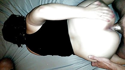 Terangsang xxx susu gede MILF lavender di tengah-tengah hujan yang ditambahkan ke disk