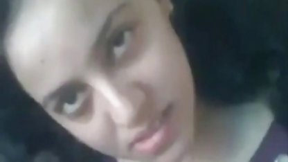 Gadis xnxx payudara gede hot lesbian cukur jembut